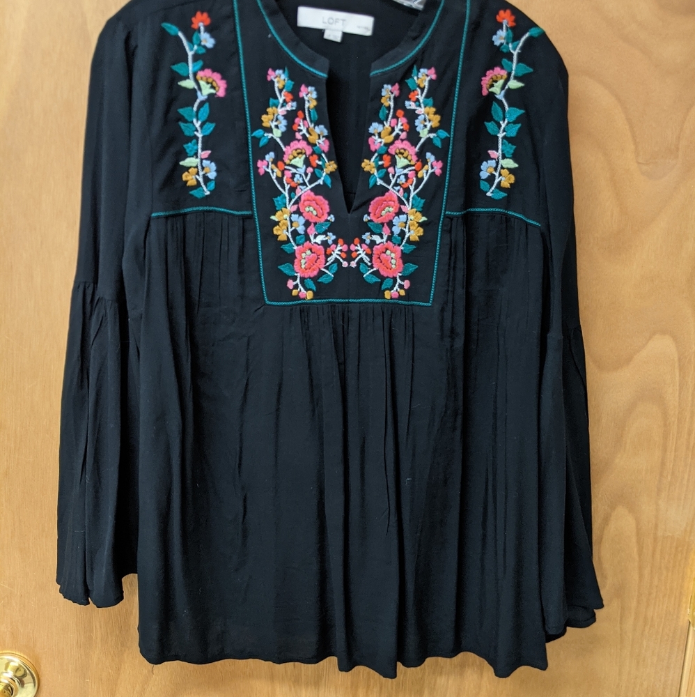 Loft embroidered blouse large petite